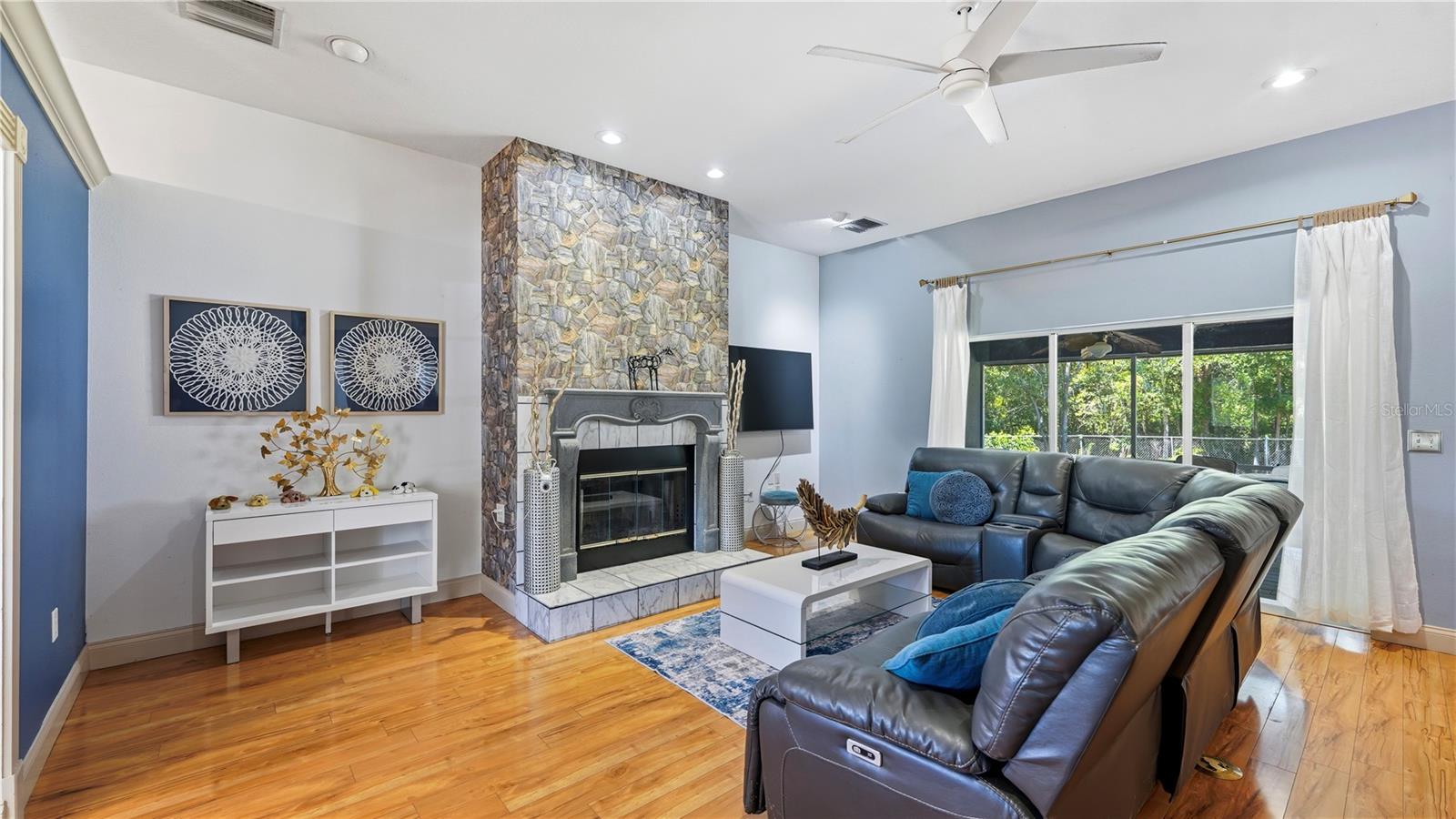 ACREAGE - Residential