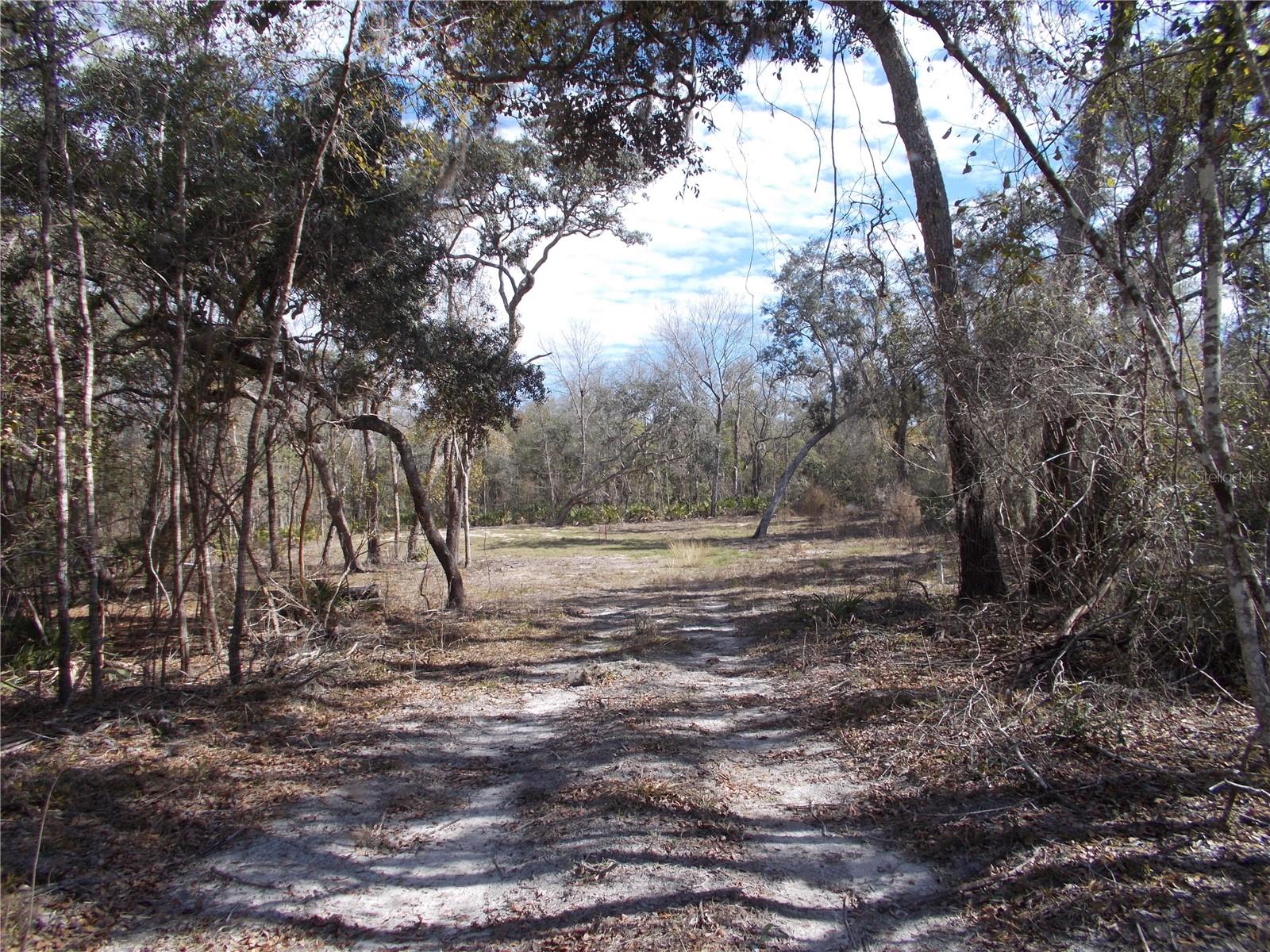 SUW RIV HEIGHTS - Land