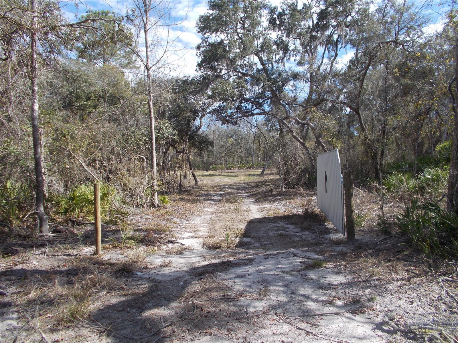 SUW RIV HEIGHTS - Land