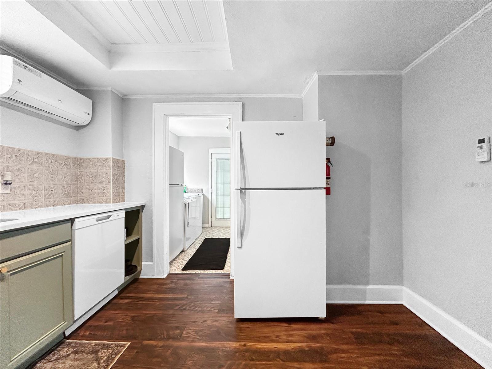 GRAND VIEW PARK - Residential Income
