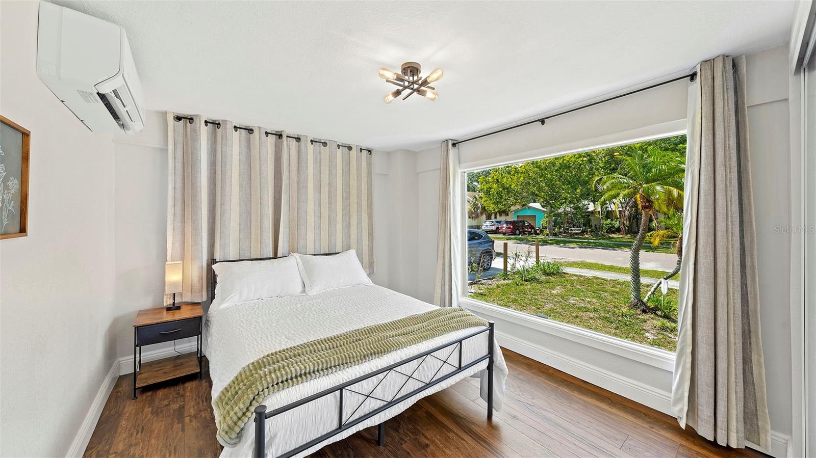 GRAND VIEW PARK - Residential Income