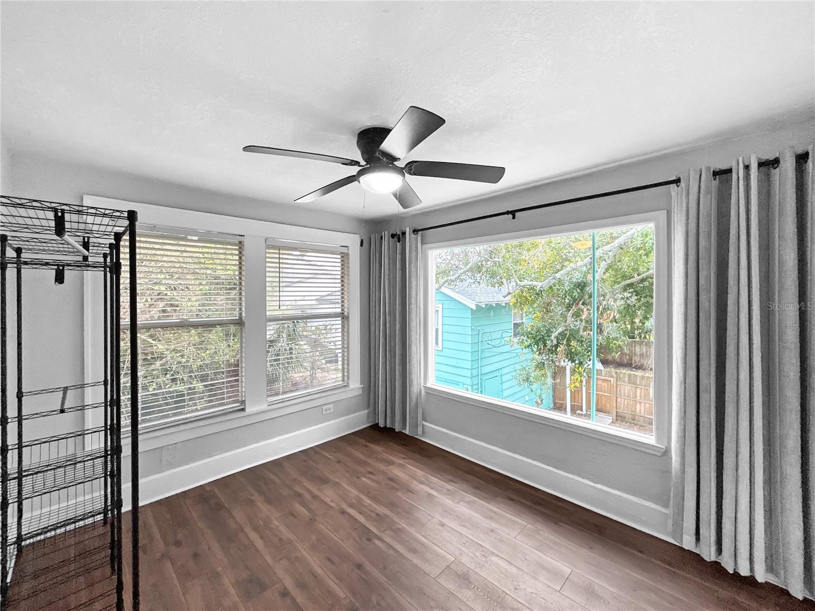 GRAND VIEW PARK - Residential Income