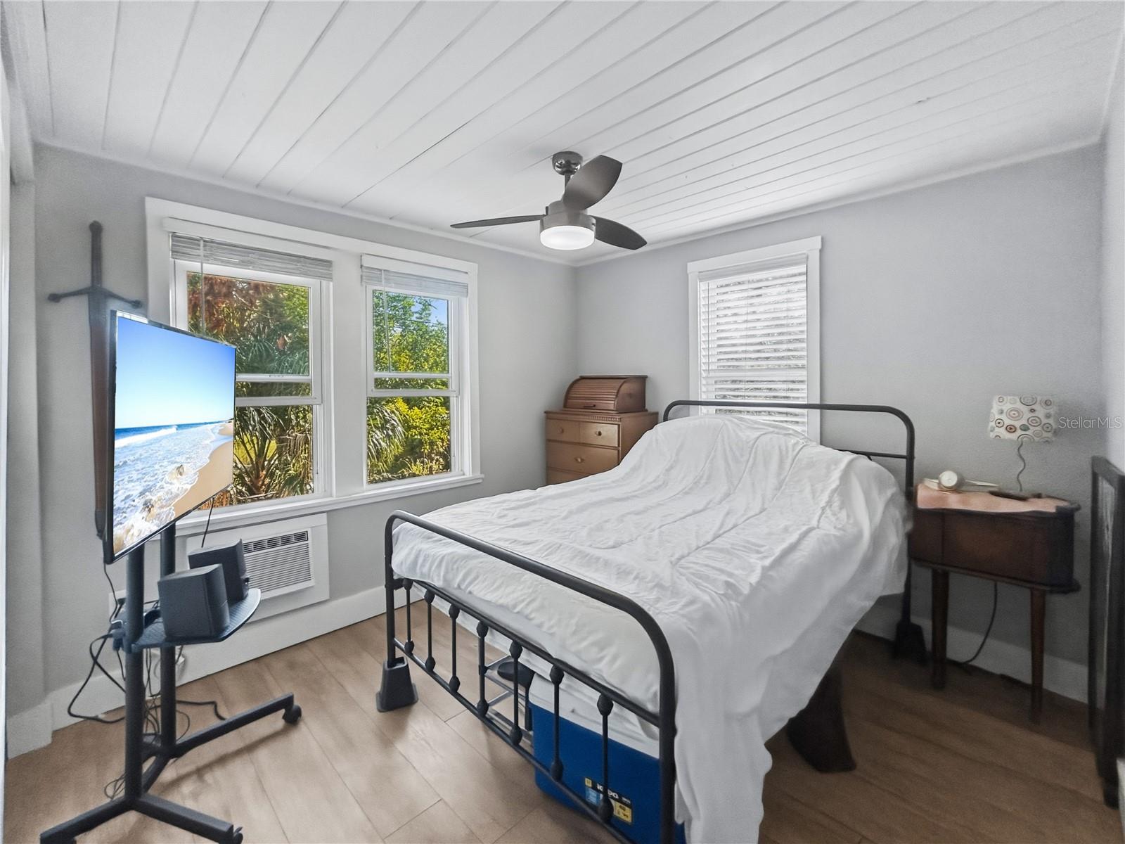 GRAND VIEW PARK - Residential Income