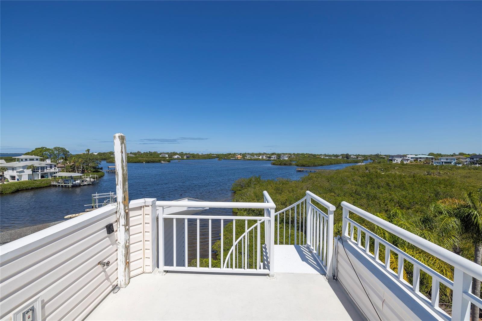 ST JOSEPH SOUND ESTATES - Residential