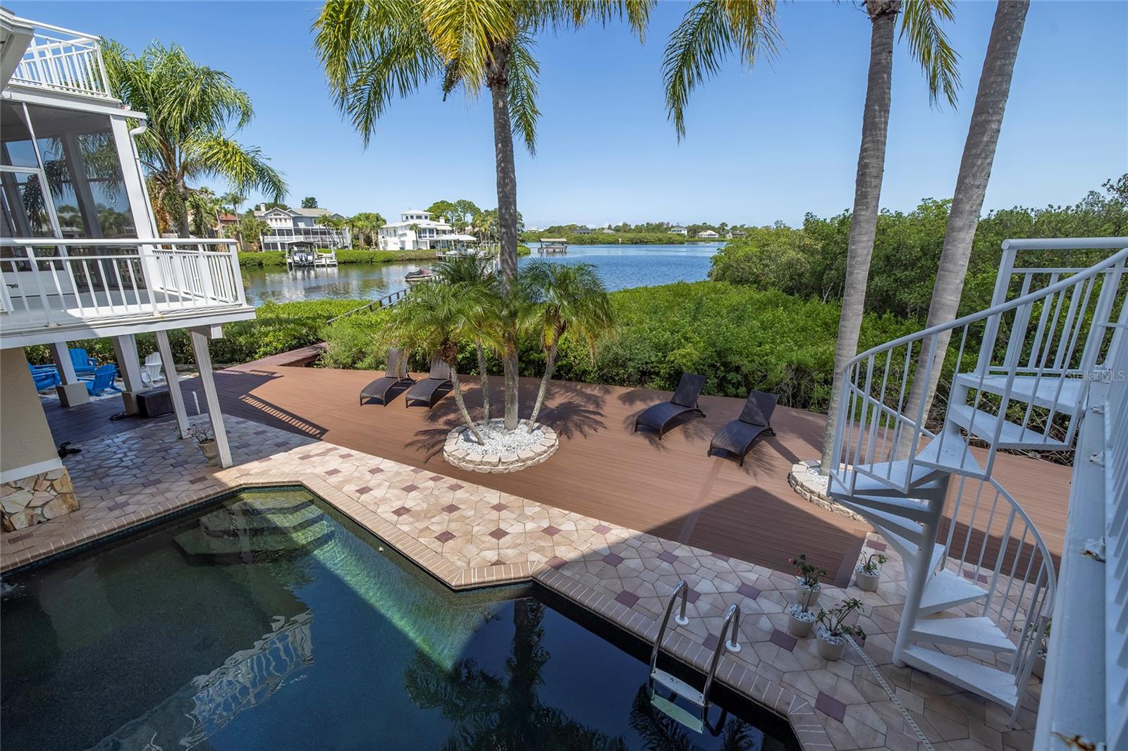 ST JOSEPH SOUND ESTATES - Residential