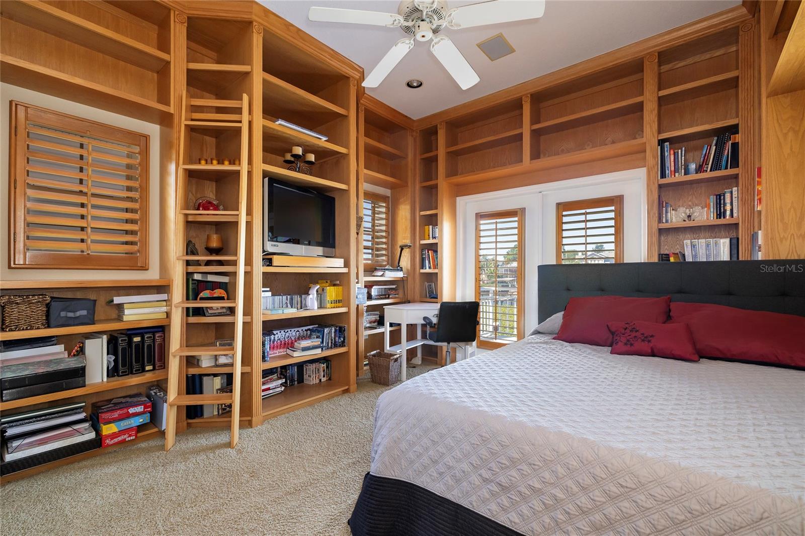 ST JOSEPH SOUND ESTATES - Residential