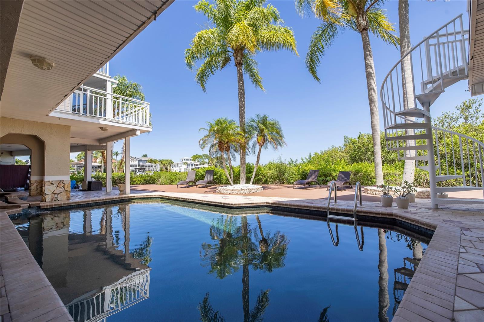 ST JOSEPH SOUND ESTATES - Residential