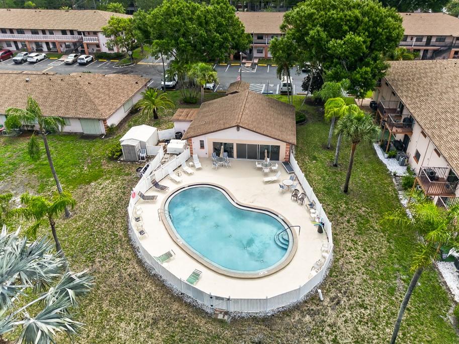 RIDGE GROVES CONDO - Residential