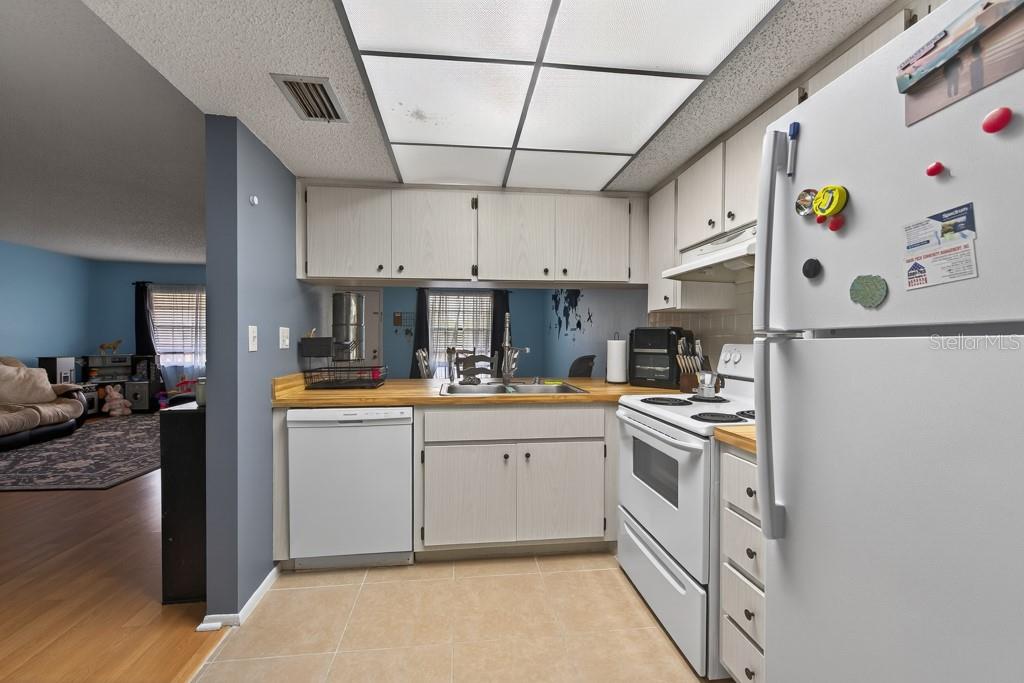 RIDGE GROVES CONDO - Residential