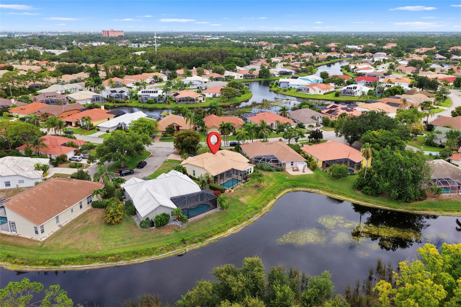 HUNTINGTON POINTE - Residential