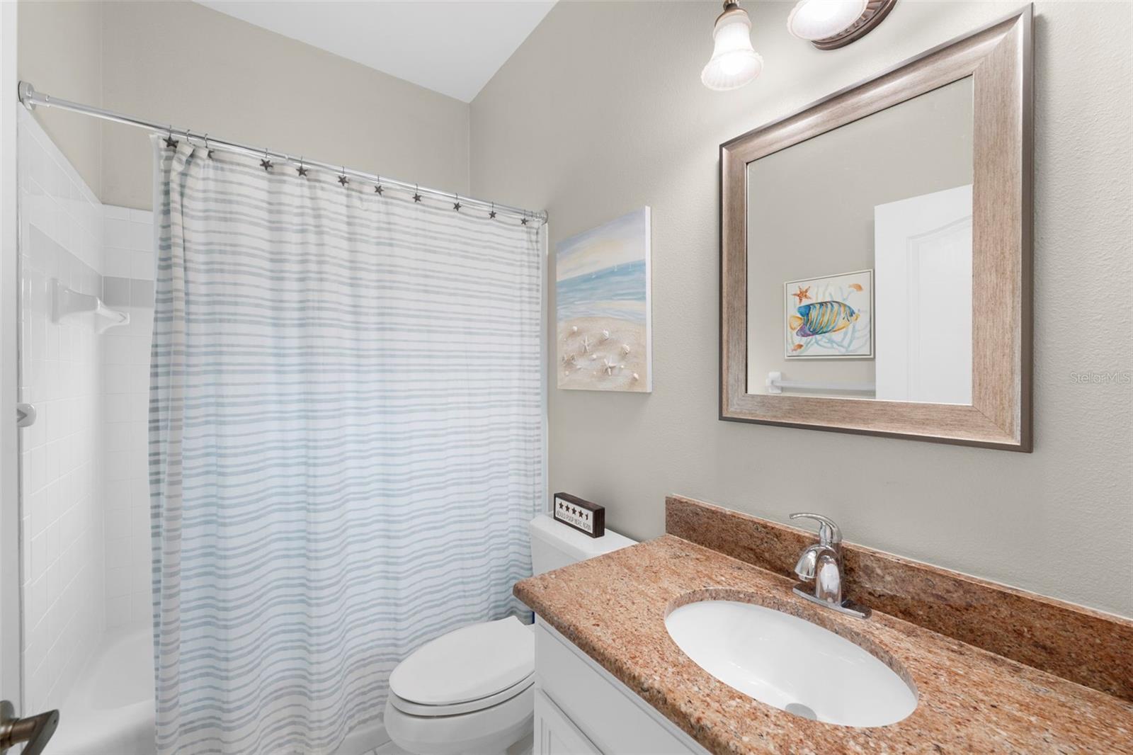 HUNTINGTON POINTE - Residential