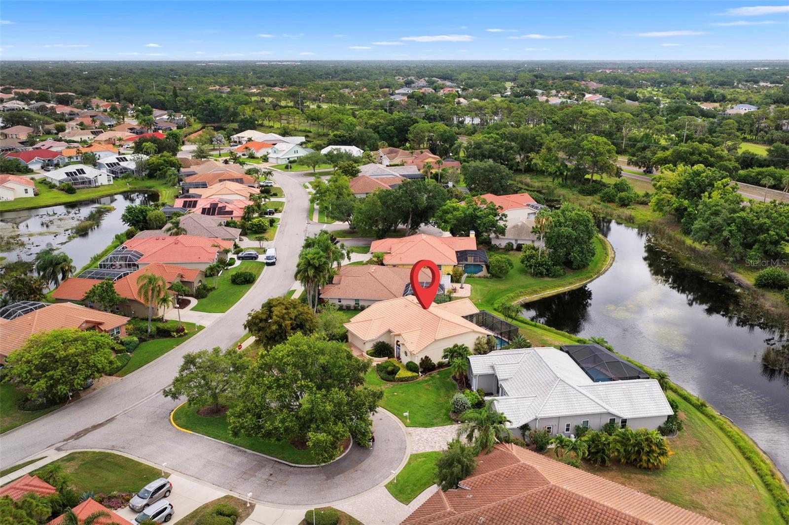 HUNTINGTON POINTE - Residential