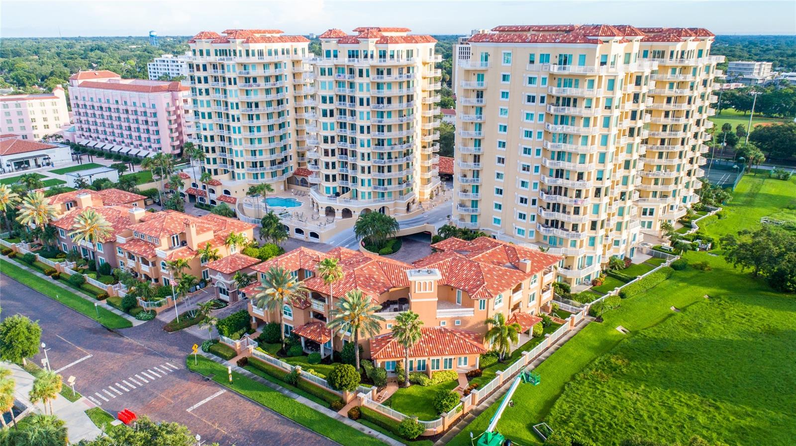 VINOY PLACE CONDO - Residential