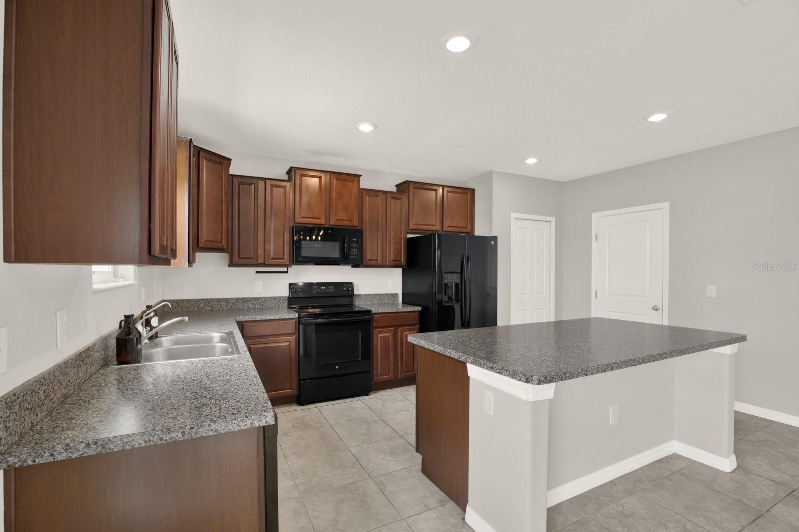 FERN HILL PH 1A - Residential