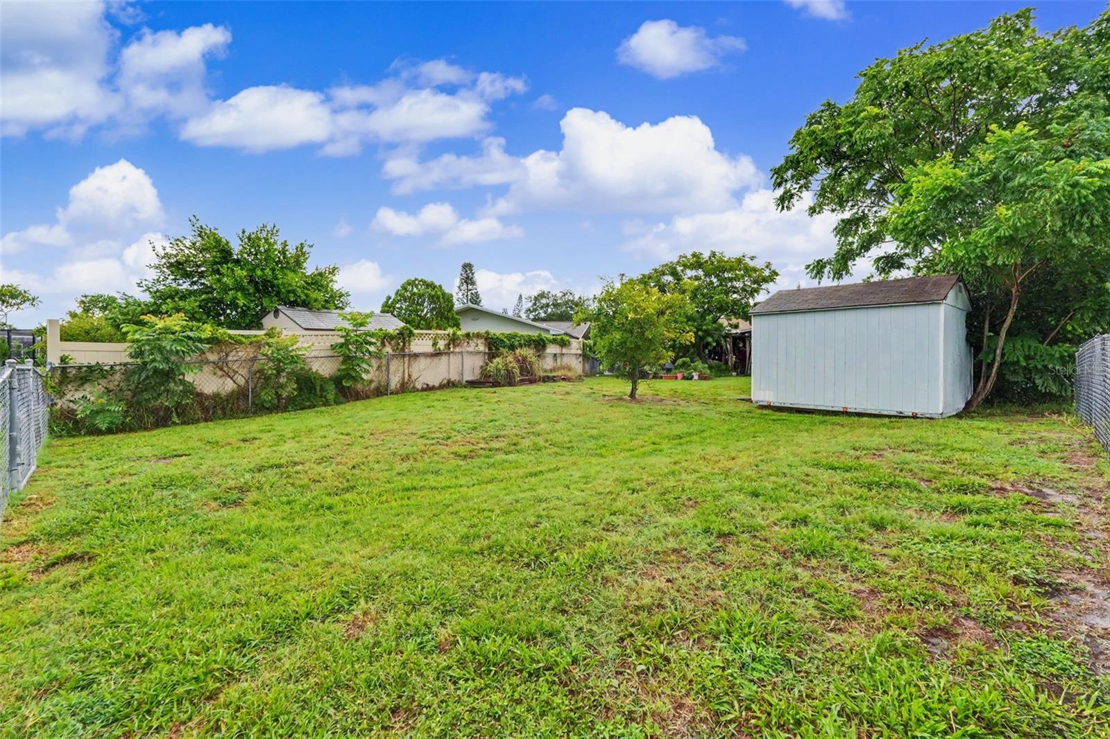 REGENCY PARK - Residential
