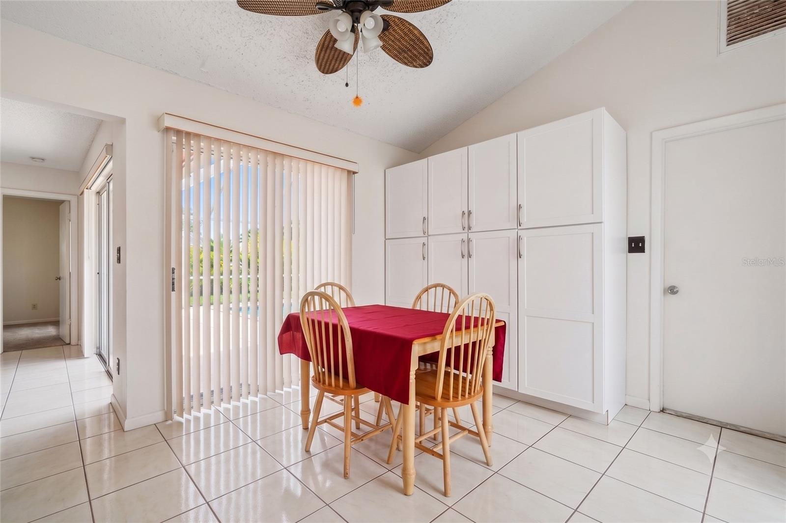 REGENCY PARK - Residential