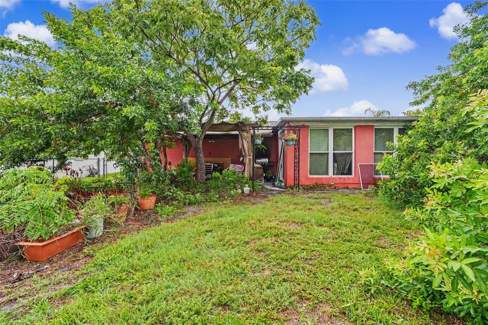 REGENCY PARK - Residential