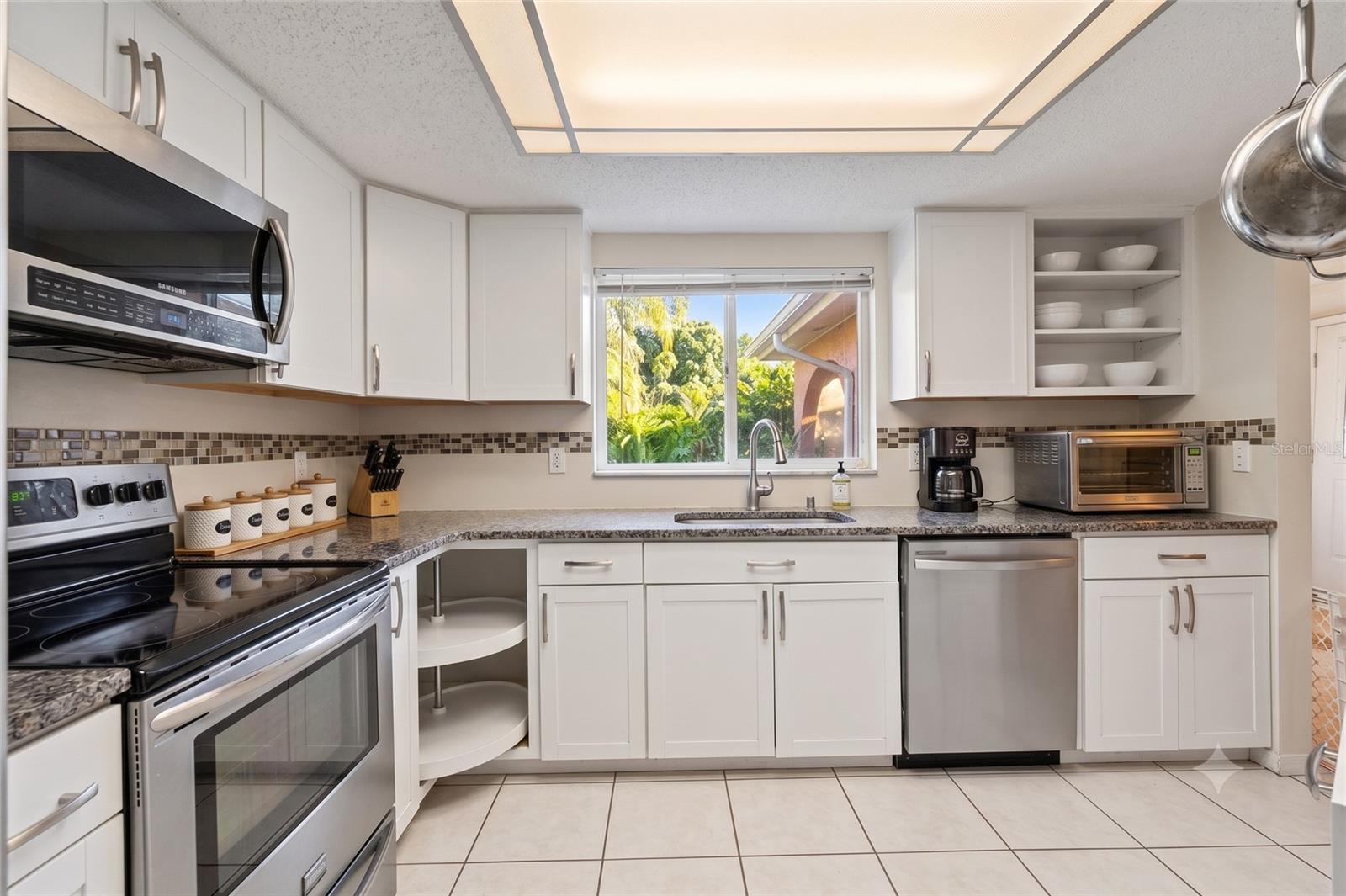 REGENCY PARK - Residential