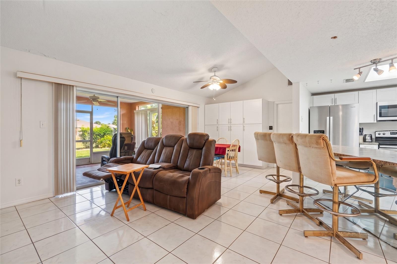 REGENCY PARK - Residential