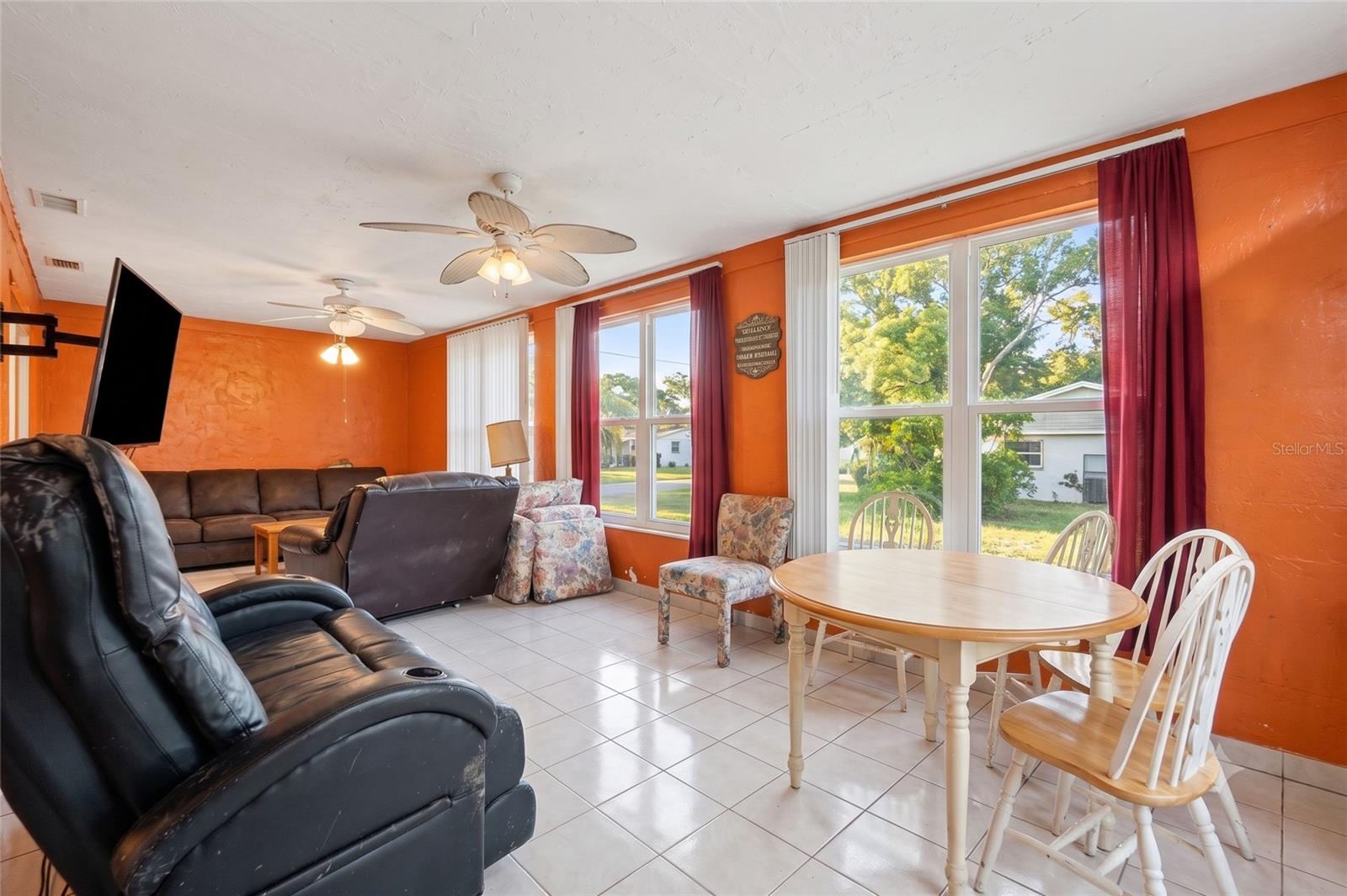 REGENCY PARK - Residential