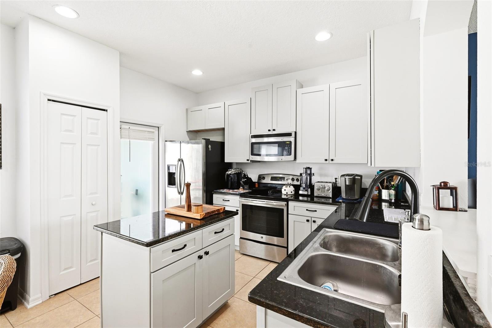 GROVELAND WATERSIDE POINTE PH 01 - Residential