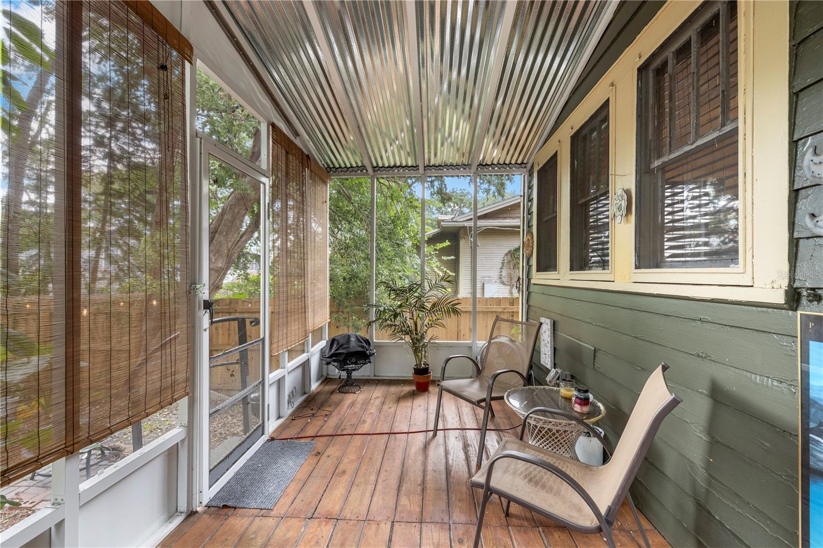 EVELYN CITY - Residential