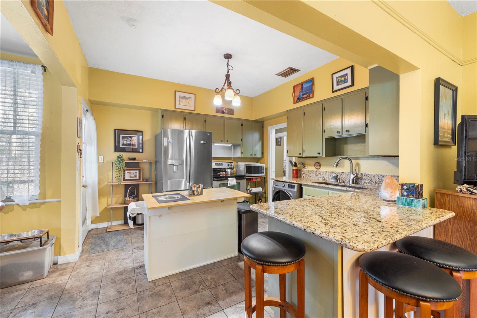 EVELYN CITY - Residential