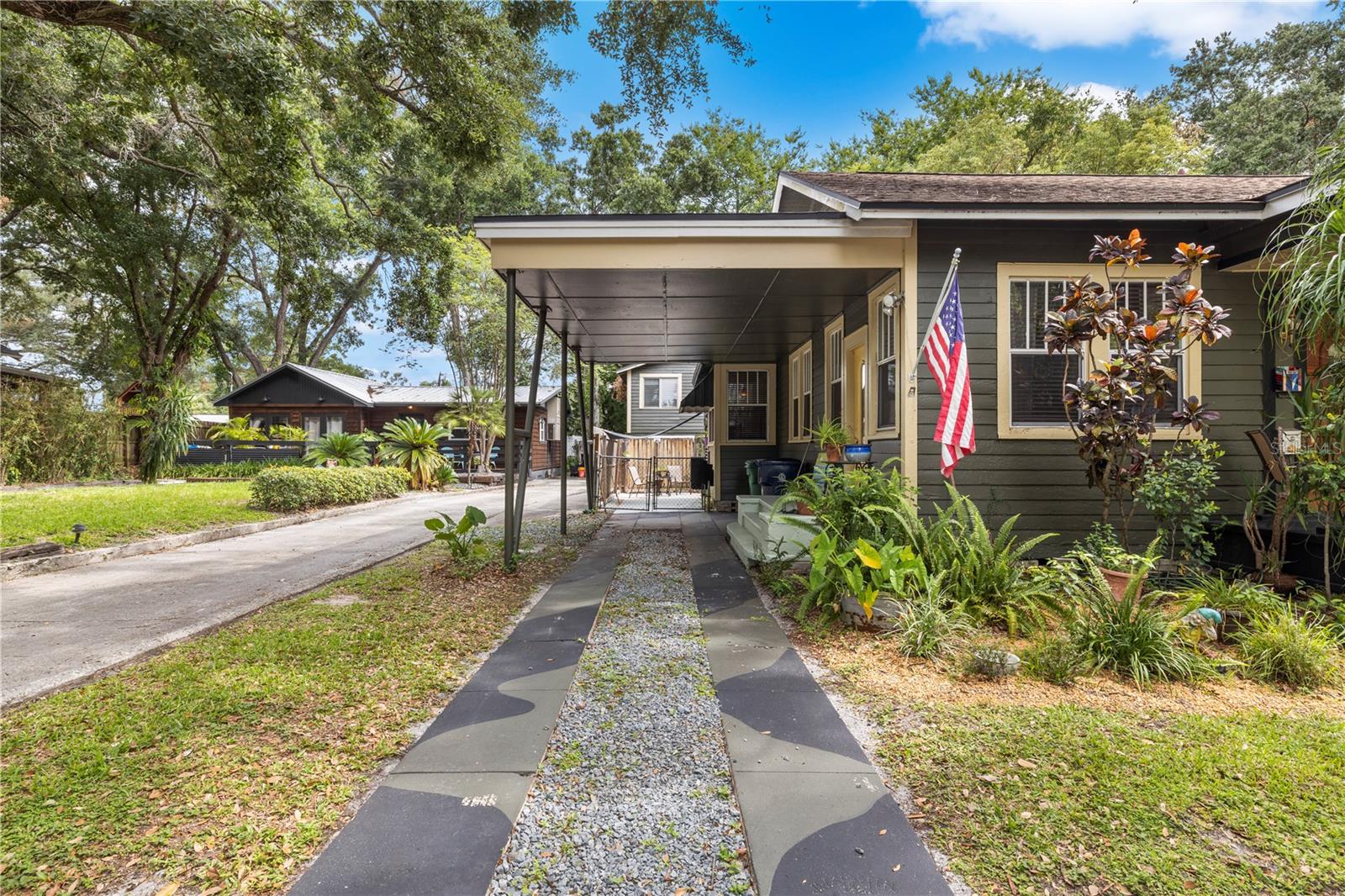EVELYN CITY - Residential