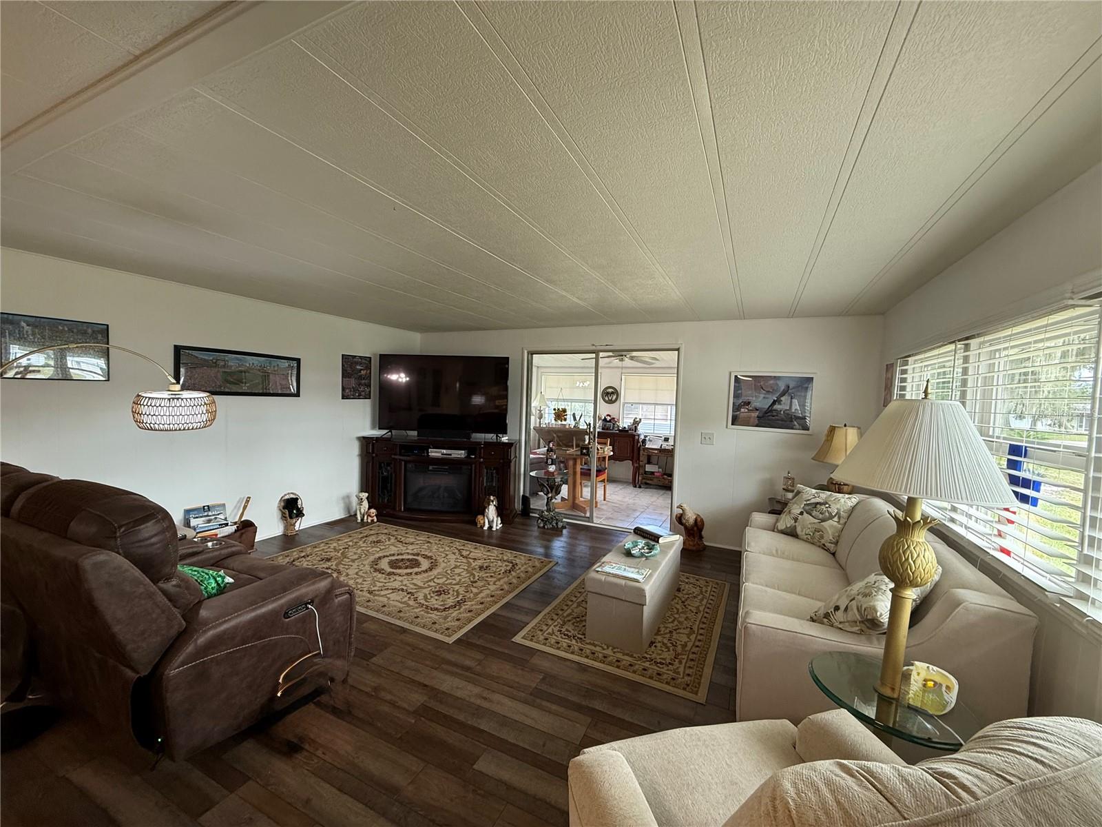 CONTINENTAL CAMPER RESORTS UNI - Residential