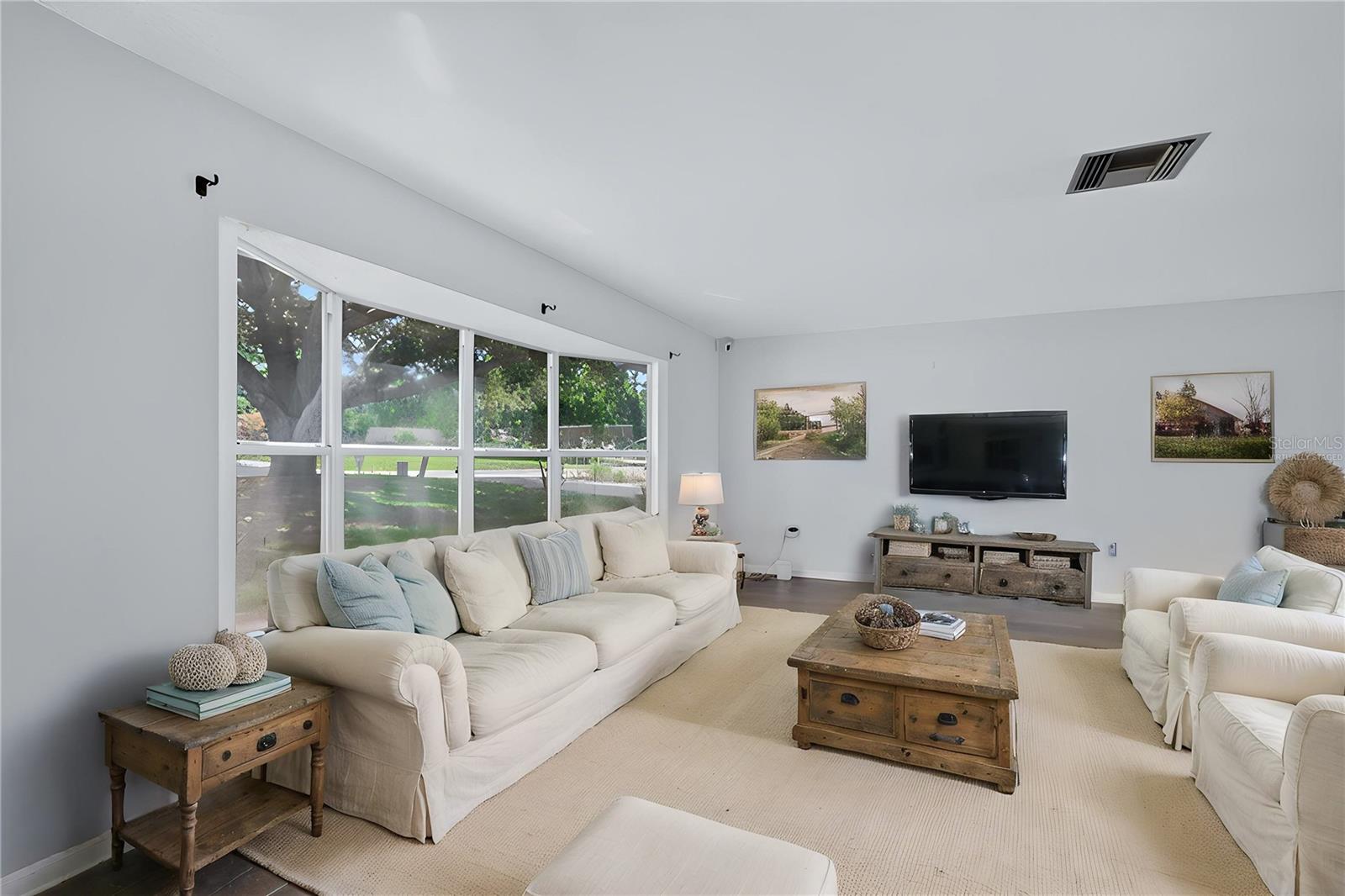 SILVER RIDGE - Residential