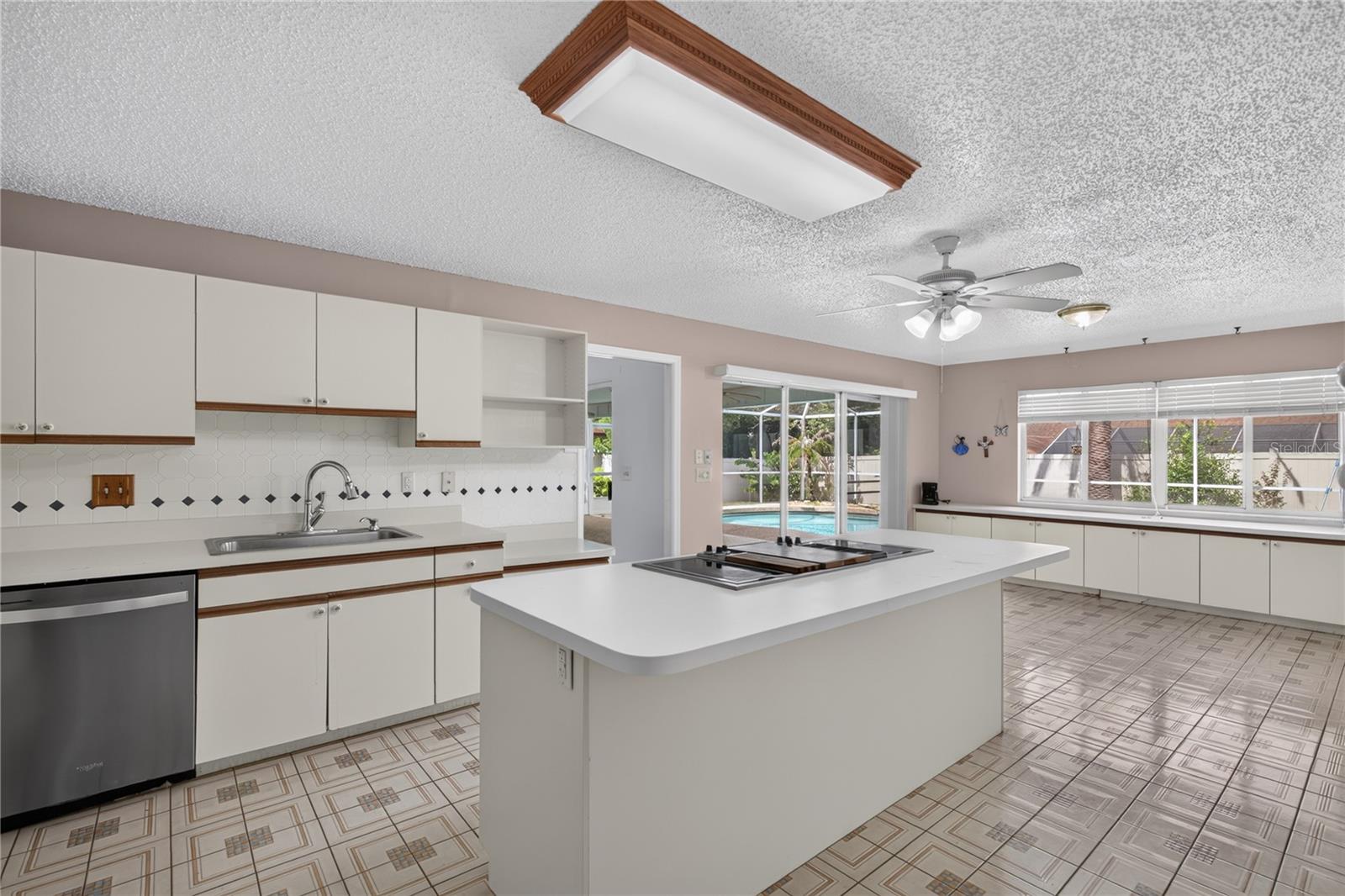 SILVER RIDGE - Residential