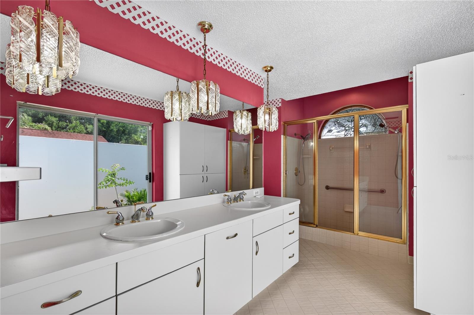 SILVER RIDGE - Residential