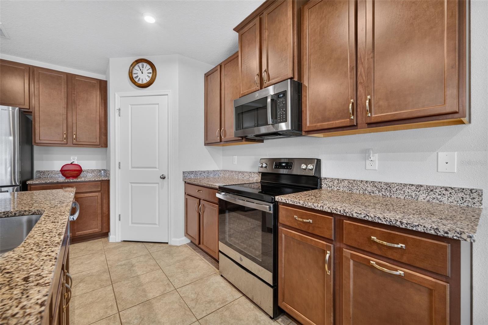 DORA LANDINGS - Residential
