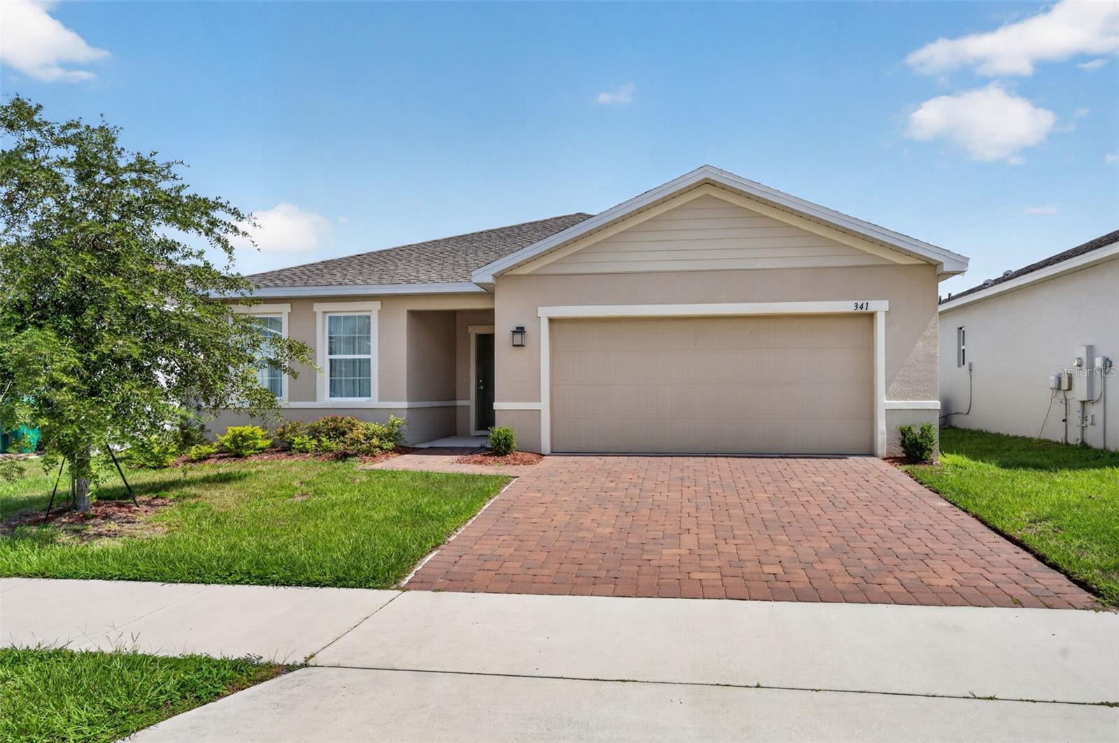 DORA LANDINGS - Residential