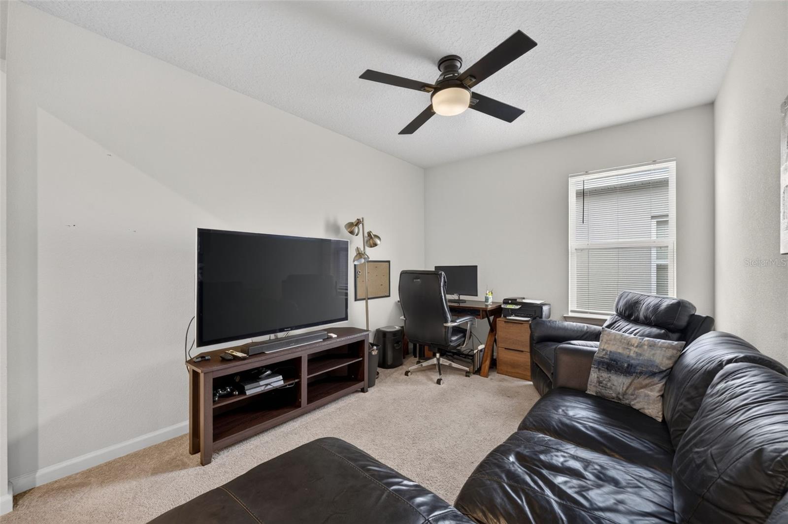 DORA LANDINGS - Residential