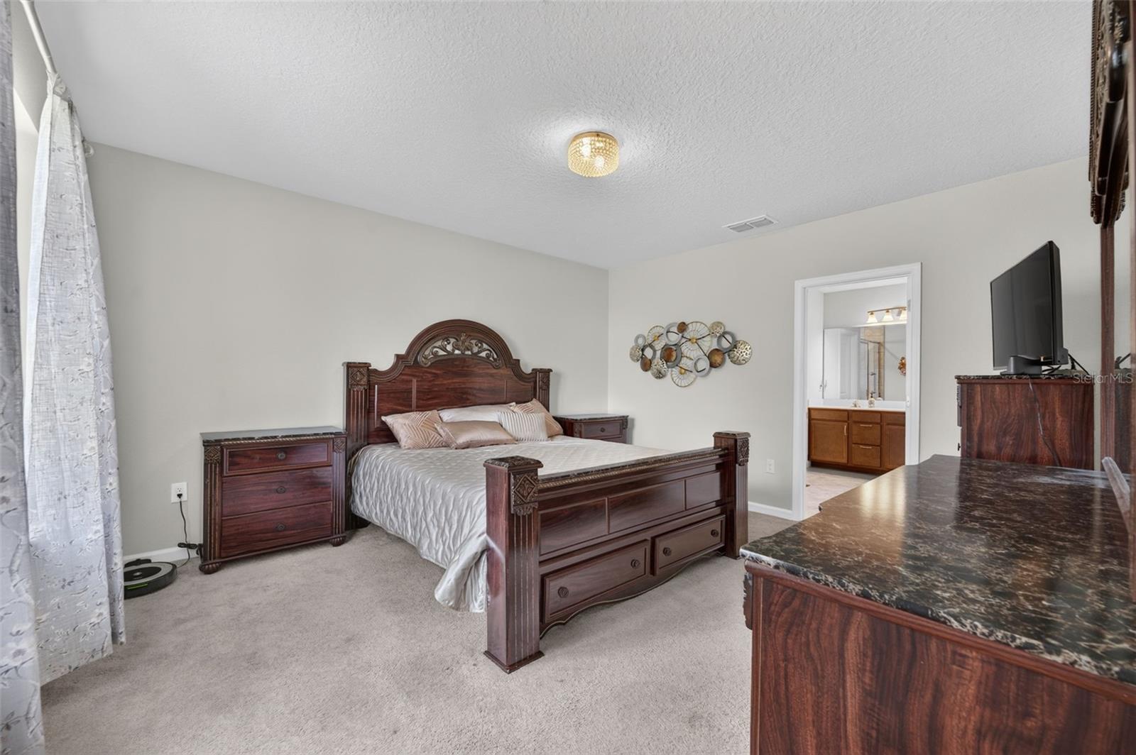 DORA LANDINGS - Residential