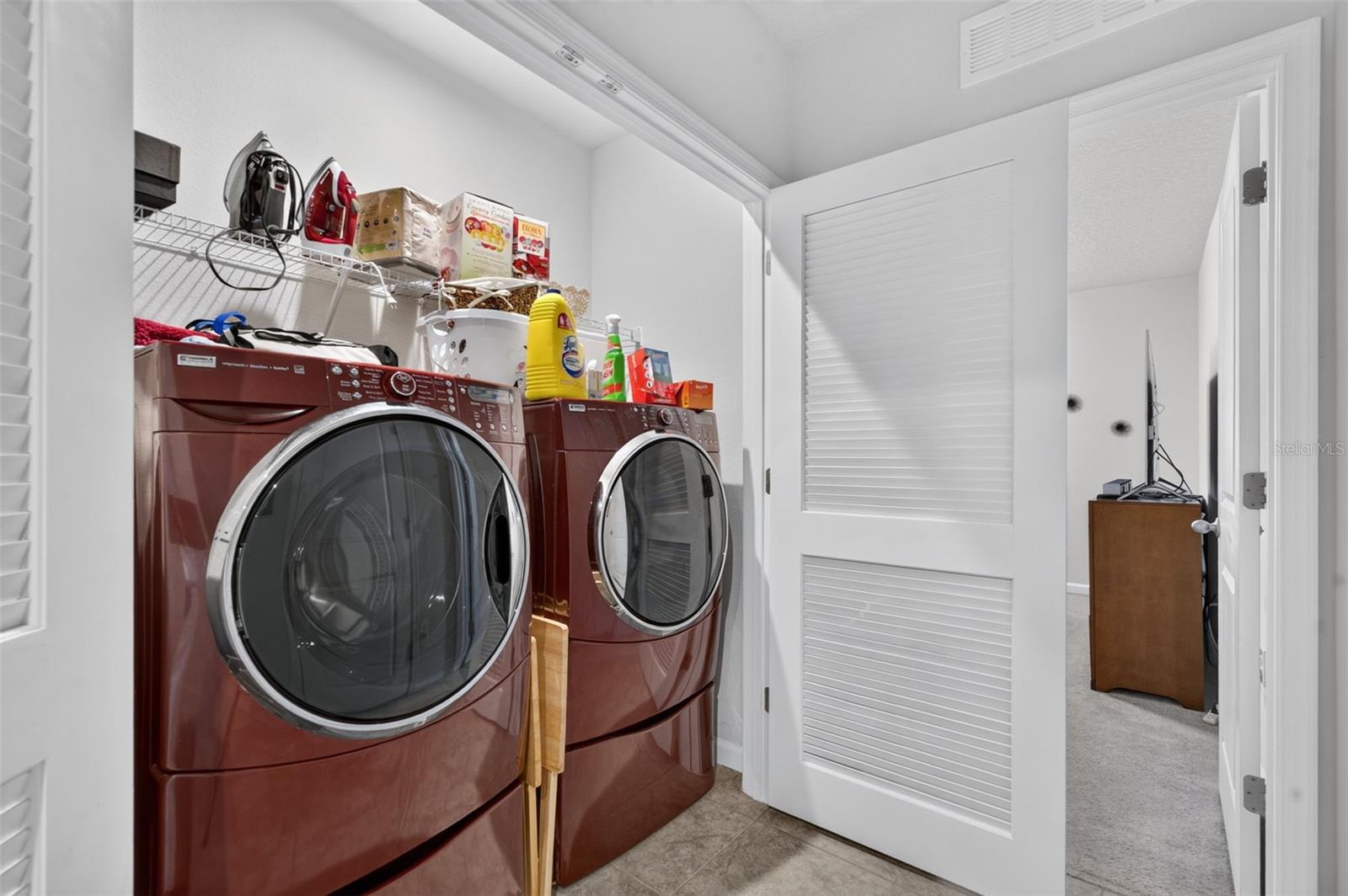 DORA LANDINGS - Residential