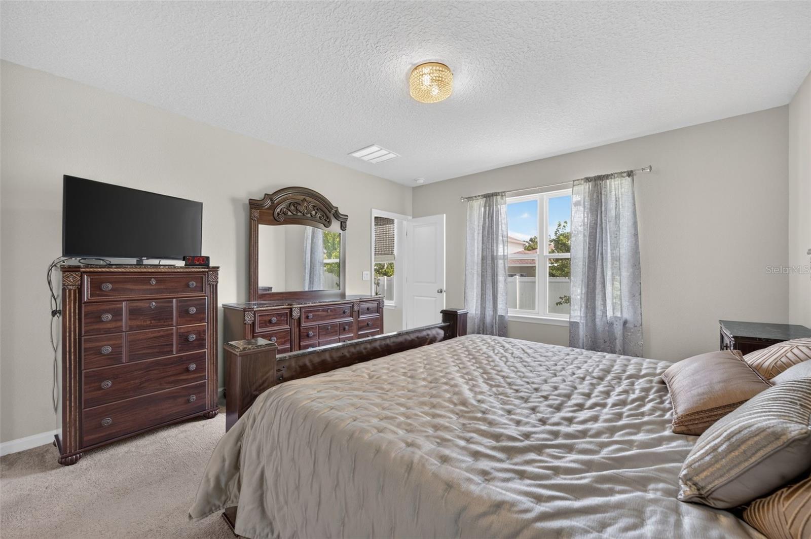 DORA LANDINGS - Residential