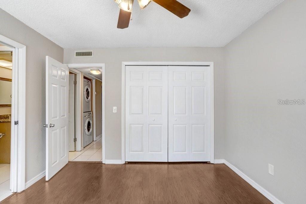 RIVER OAKS CONDO I - Residential Lease