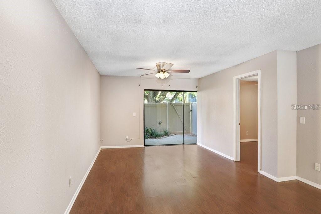 RIVER OAKS CONDO I - Residential Lease