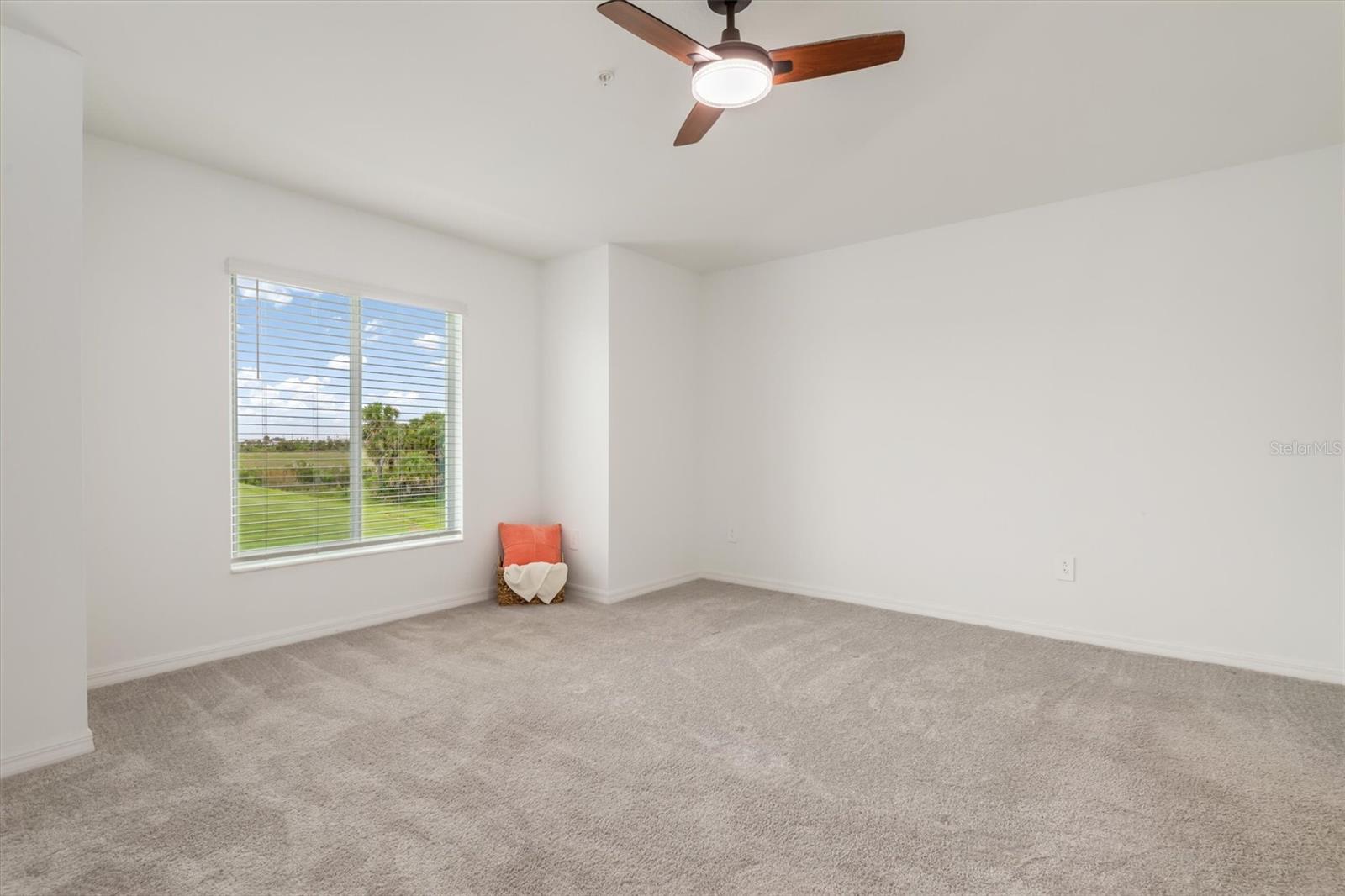 WELLEN PARK GOLF & COUNTRY CLUB - Residential