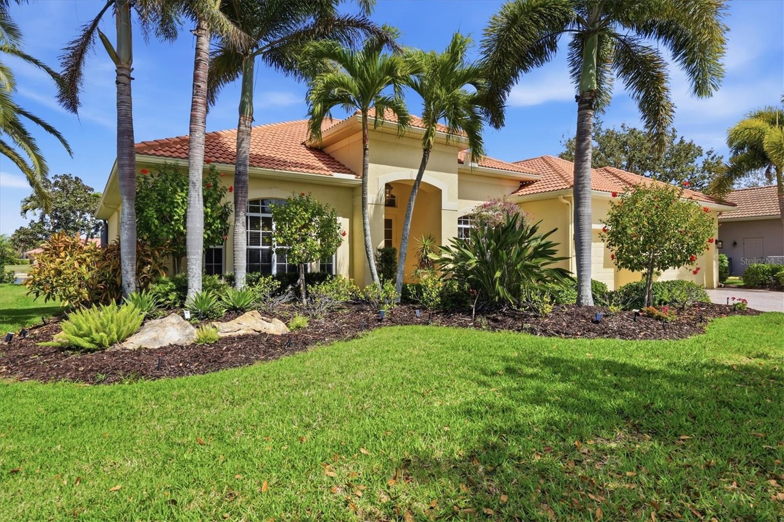 Prepare to be amazed by the striking spaciousness of this sprawling custom built home in the premier community of Pelican Pointe Golf & Country Club!  The craftsmanship of Sam Rodgers is evident in this “Bonaire” model ambitiously designed by Arthur Rutenberg.  The possibilities are endless with all the room that this property offers! The well laid out floor plan includes 4 generous sized bedrooms, 3 full baths, a flex room that can be used as a den/office or 5th bedroom and the enormous screened in lanai/pool area with golf course and water views. This meticulously maintained home features many designer upgrades including sliding glass doors, an aquarium window, double tray ceilings with crown molding, a spacious 3-car garage, a separate laundry room and curated landscaping around the entire property. 
Pelican Pointe is an award-winning, gated community. The reasonable HOA fee includes maintenance-free lawn care and irrigation, internet, cable TV and your social membership dues that give you access to the full-service clubhouse with restaurant and bar, heated lap pool, fitness room, plus tennis and pickleball courts. A 27-hole championship golf course winds through acres of natural preserves and lakes. Enjoy events and activities - the popular Women’s Club alone offers over 40 activities! There is no CDD fee or mandatory golf membership. The community  is located in the heart of Venice providing easy access to shopping and dining, world class beaches, I75, historic Venice Island and Venice Senior High School (where this home is districted to).  Don’t miss this opportunity!  Call today to arrange your private showing.