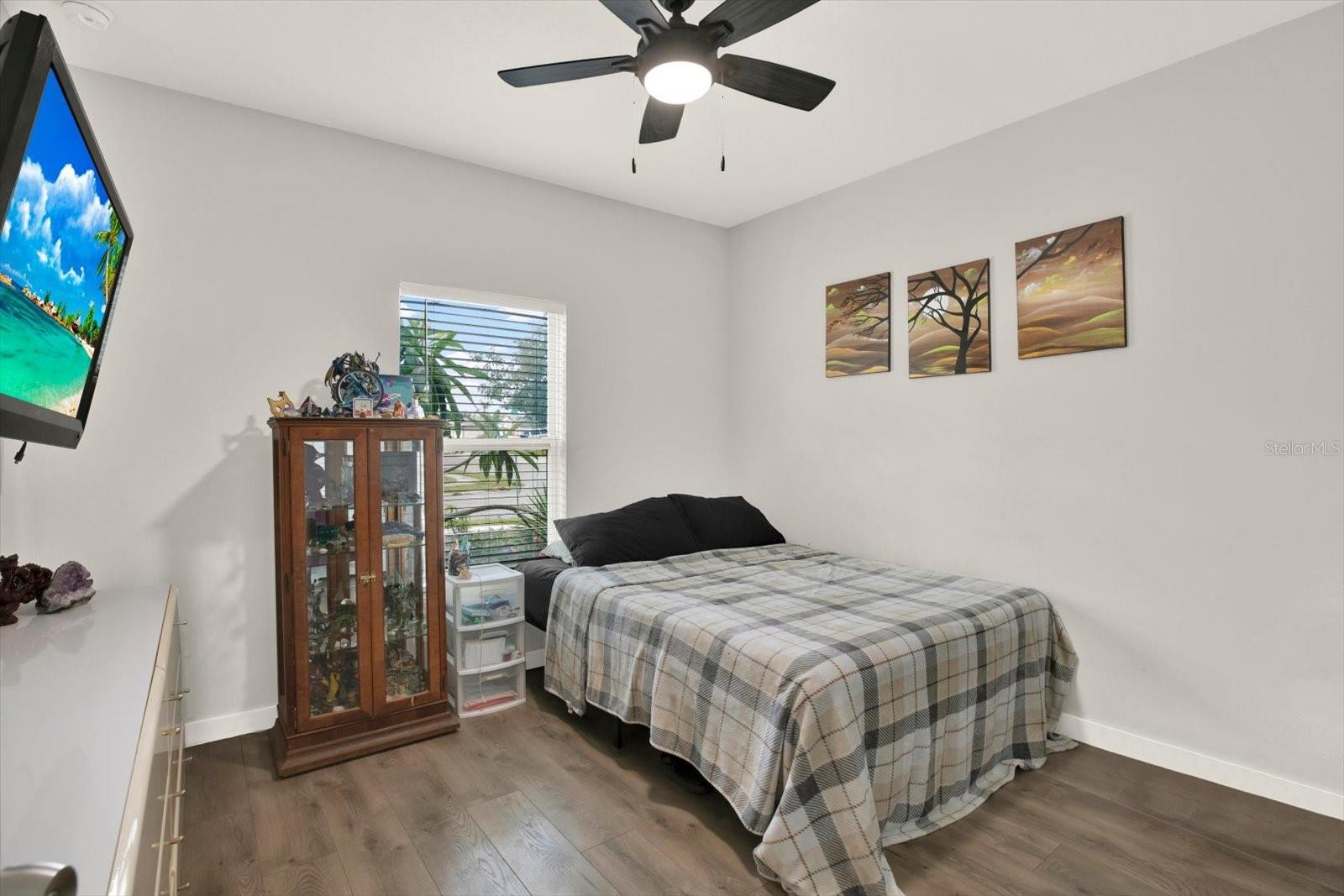 ALOHA GARDENS - Residential