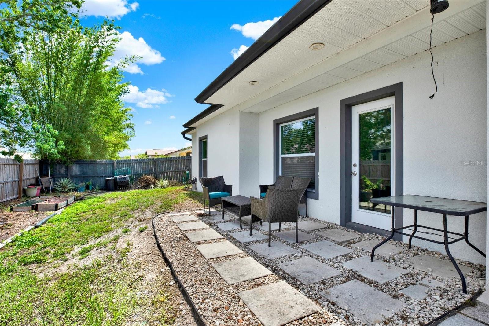ALOHA GARDENS - Residential