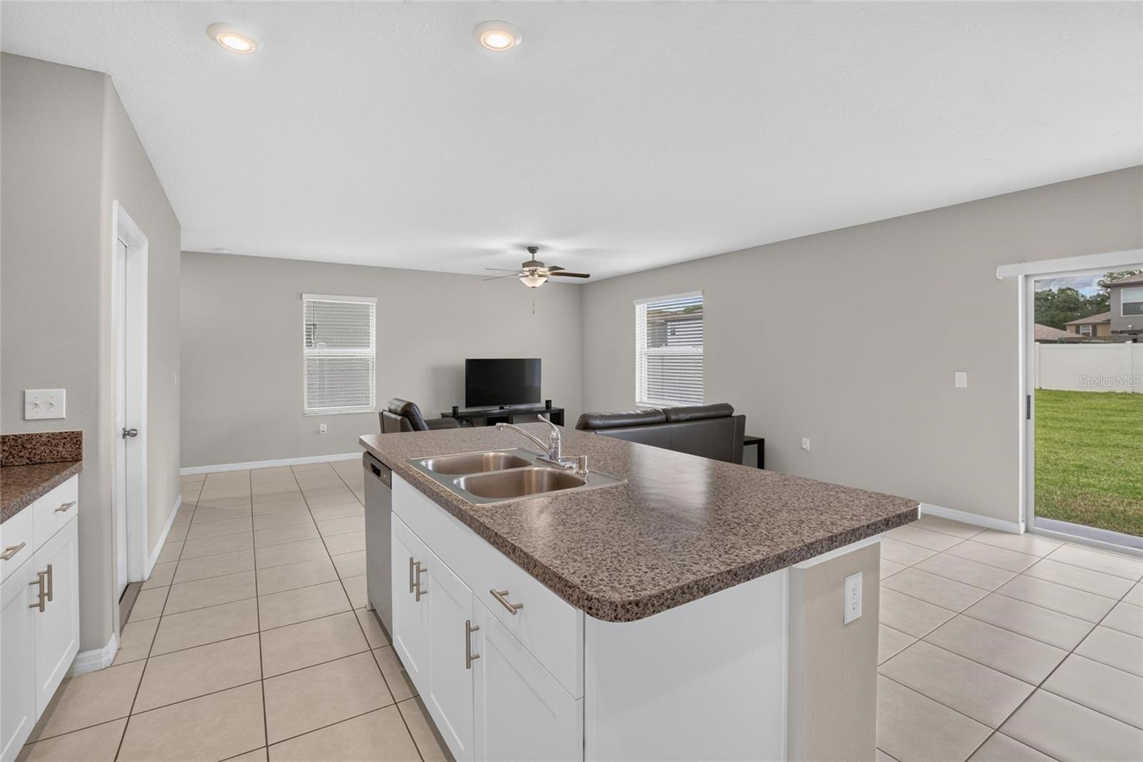 TOUCHSTONE PH 5 - Residential