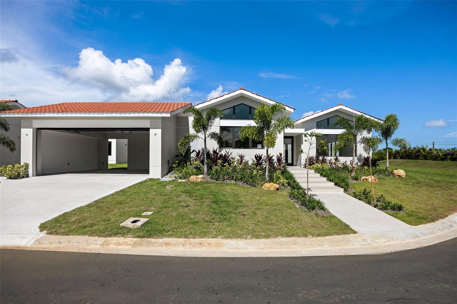 SABANERA DORADO - Residential