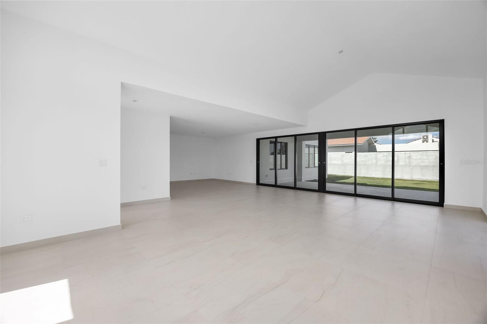 SABANERA DORADO - Residential