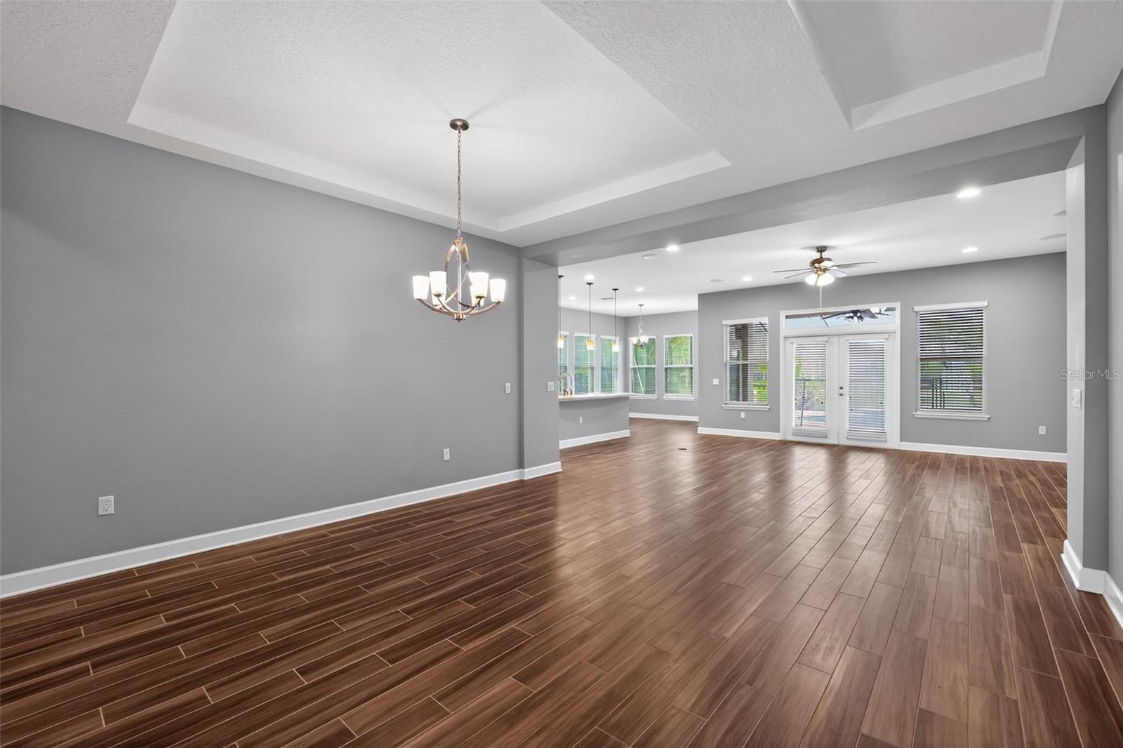 RAVEN CREST - Residential