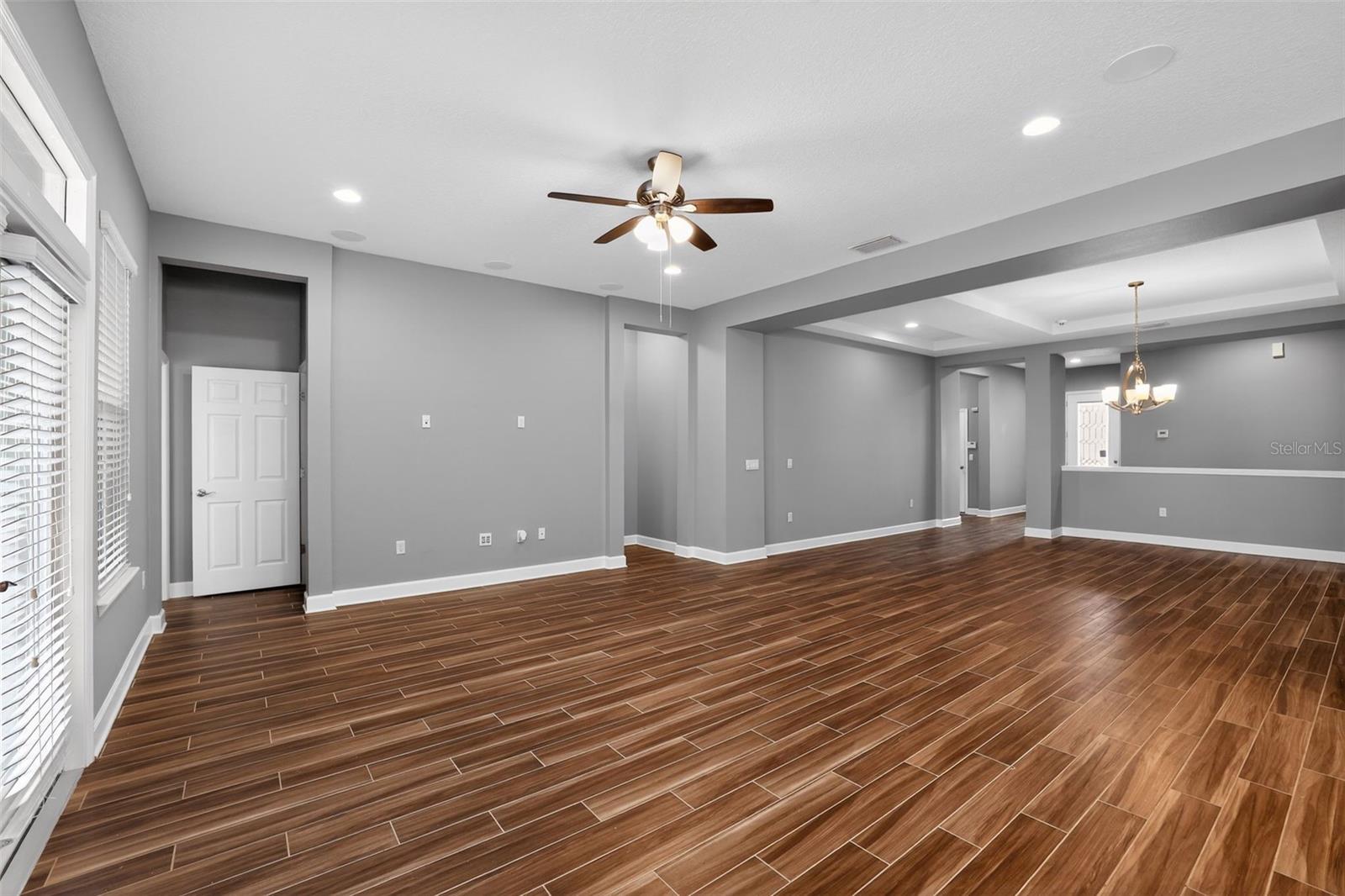 RAVEN CREST - Residential