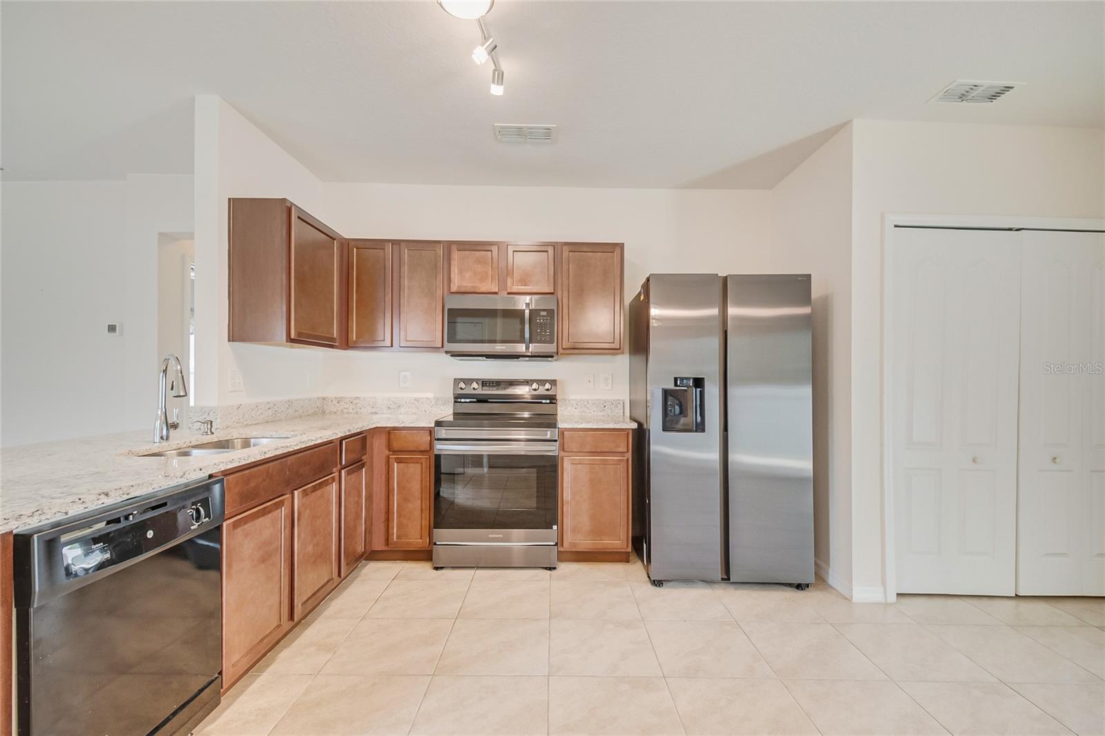HIGHLAND MEADOWS PH 4A - Residential